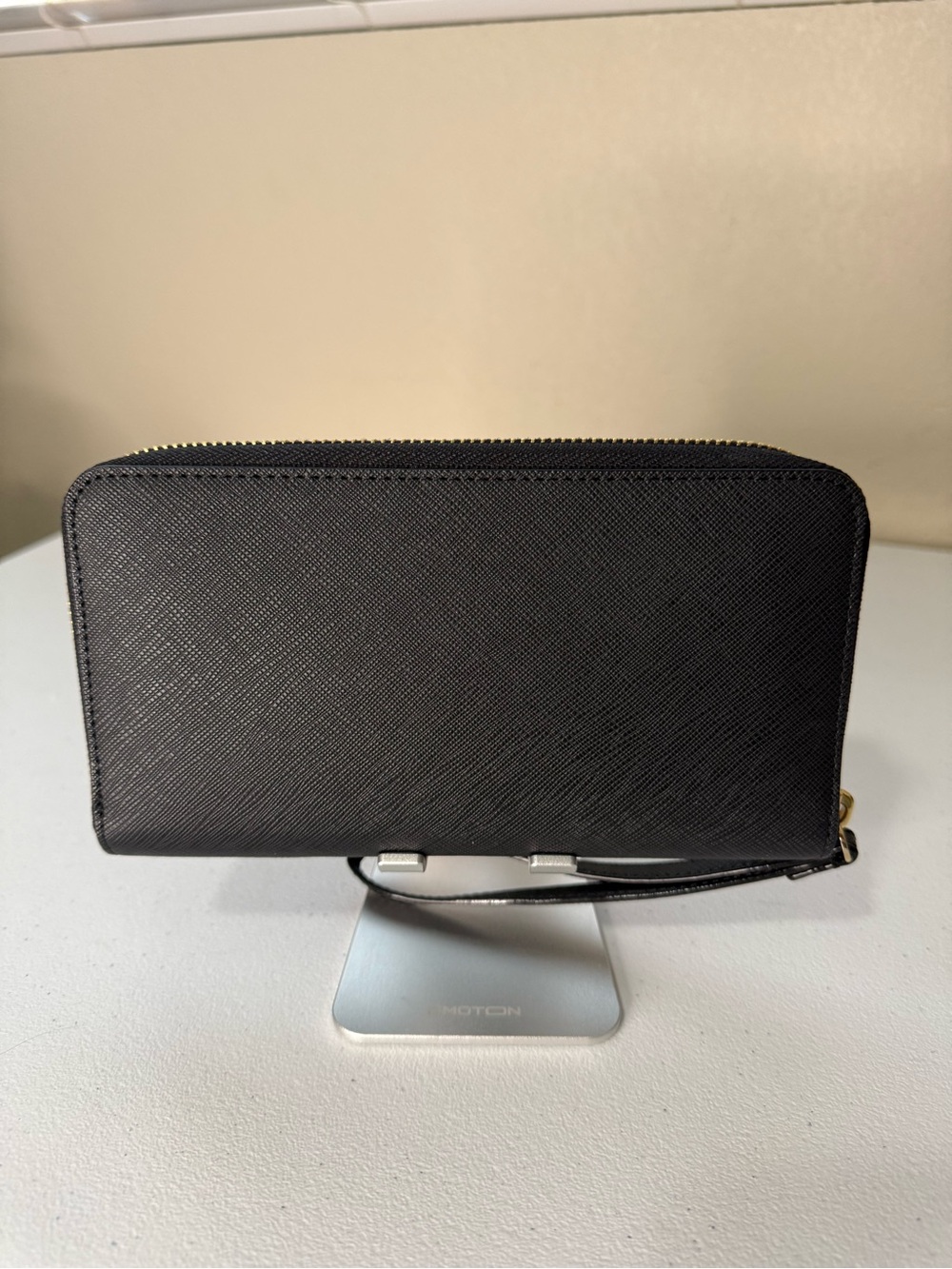 Kate Spade Black Long Wallet with Wristlet Strap - Picture 2 of 10